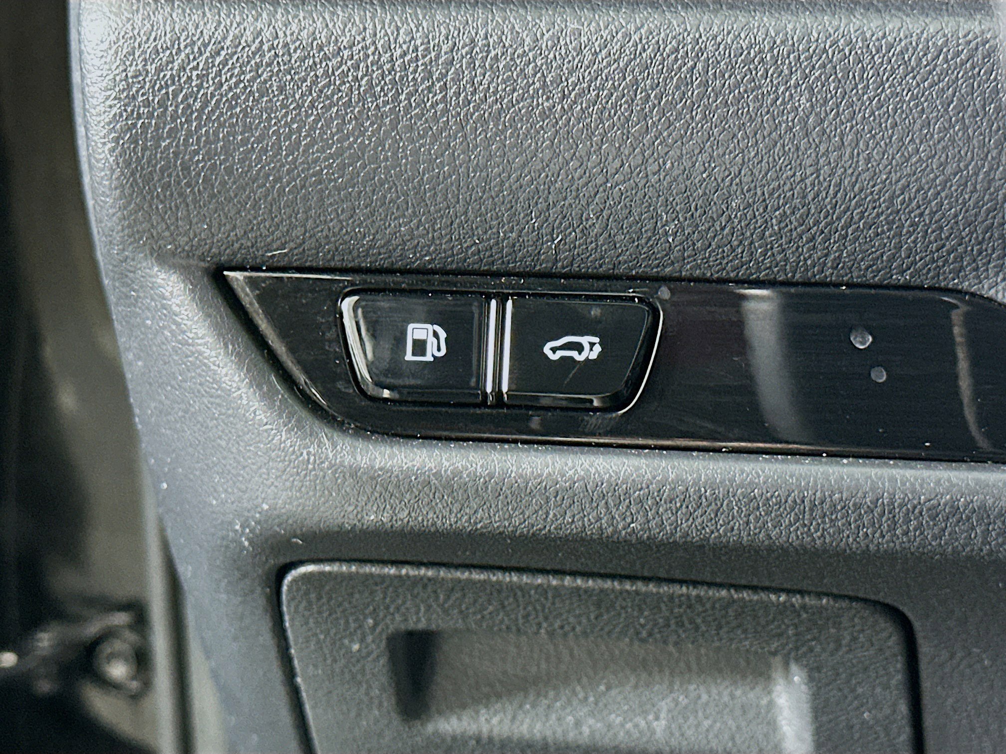 Used 2025 Lexus NX 350 AWD w/ Accessory Package (2T) image 17