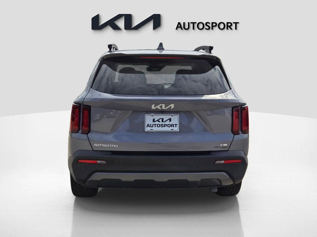 Certified 2023 Kia Sorento X-Line EX image 9