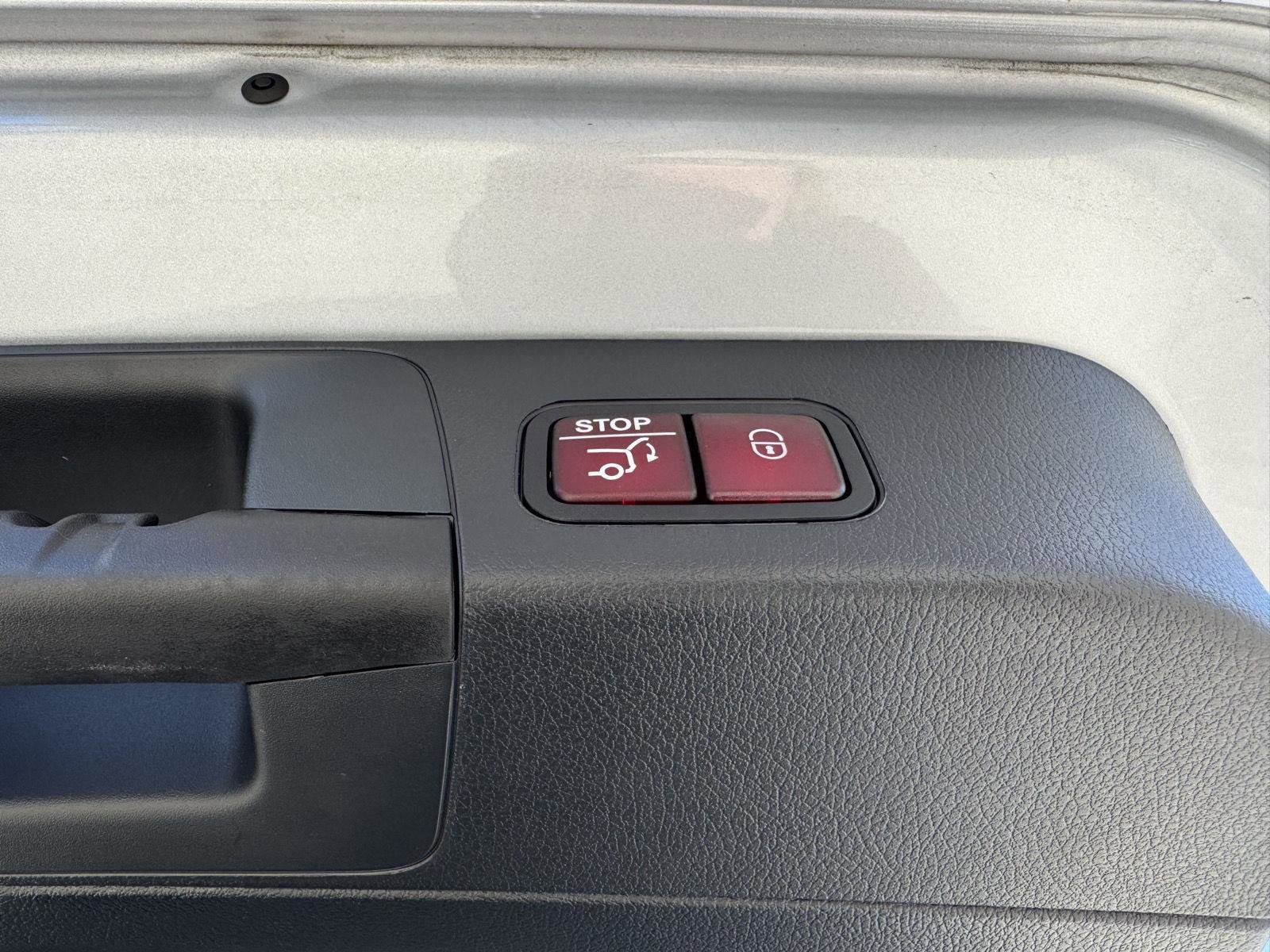 Certified 2026 Mercedes-Benz GLB 250 image 23