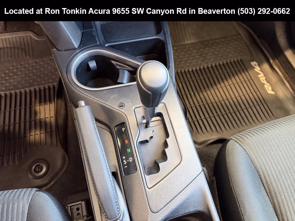 Used 2018 Toyota RAV4 LE w/ All Weather Liner Package AWD/4WD image 23