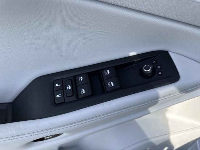 New 2026 Jeep Cherokee Laredo AWD/4WD image 18