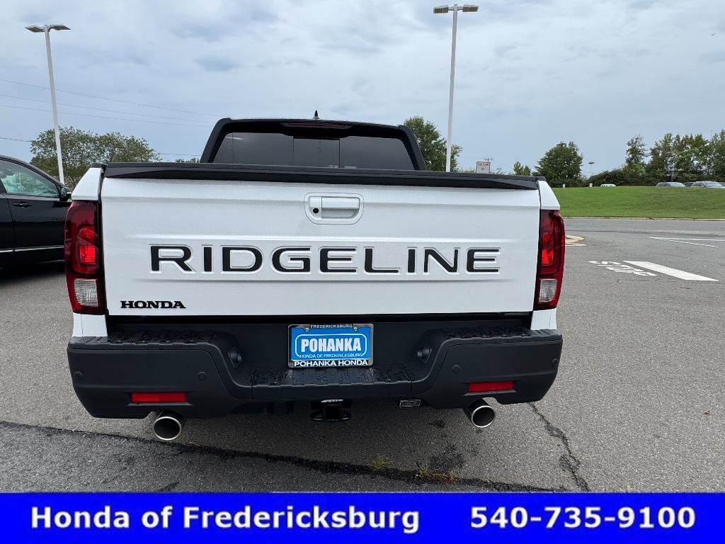 Used 2026 Honda Ridgeline Black Edition image 4