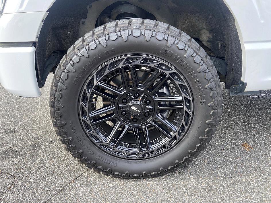 Used 2022 Ford F150 XLT w/ Equipment Group 302A High image 8