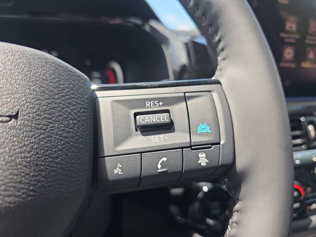 New 2026 Nissan Pathfinder Platinum AWD/4WD image 28