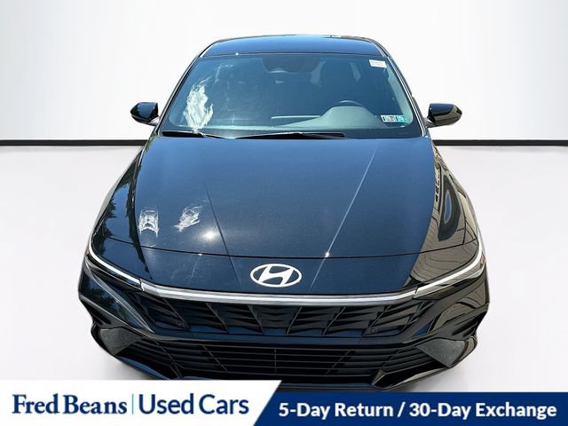 Used 2026 Hyundai Elantra SEL FWD image 2