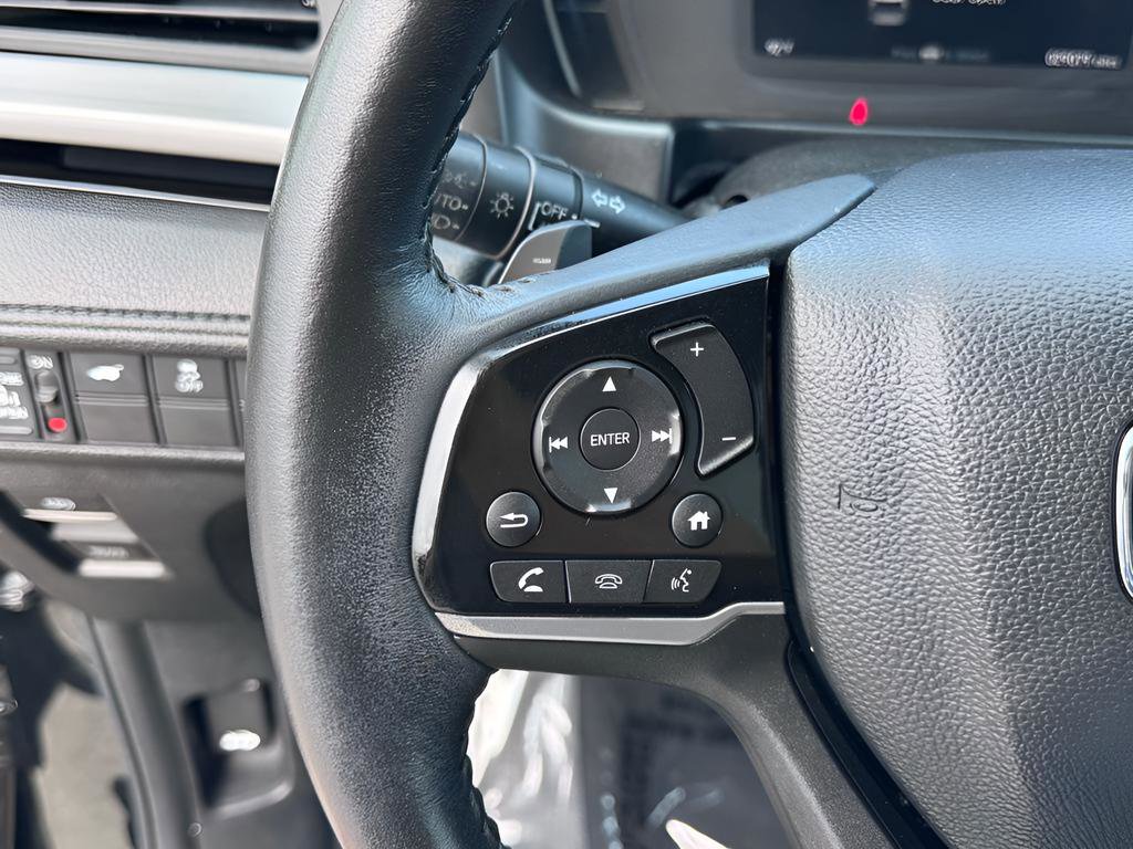 Used 2023 Honda Odyssey Touring image 17