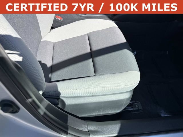 Used 2025 Toyota Corolla LE image 10