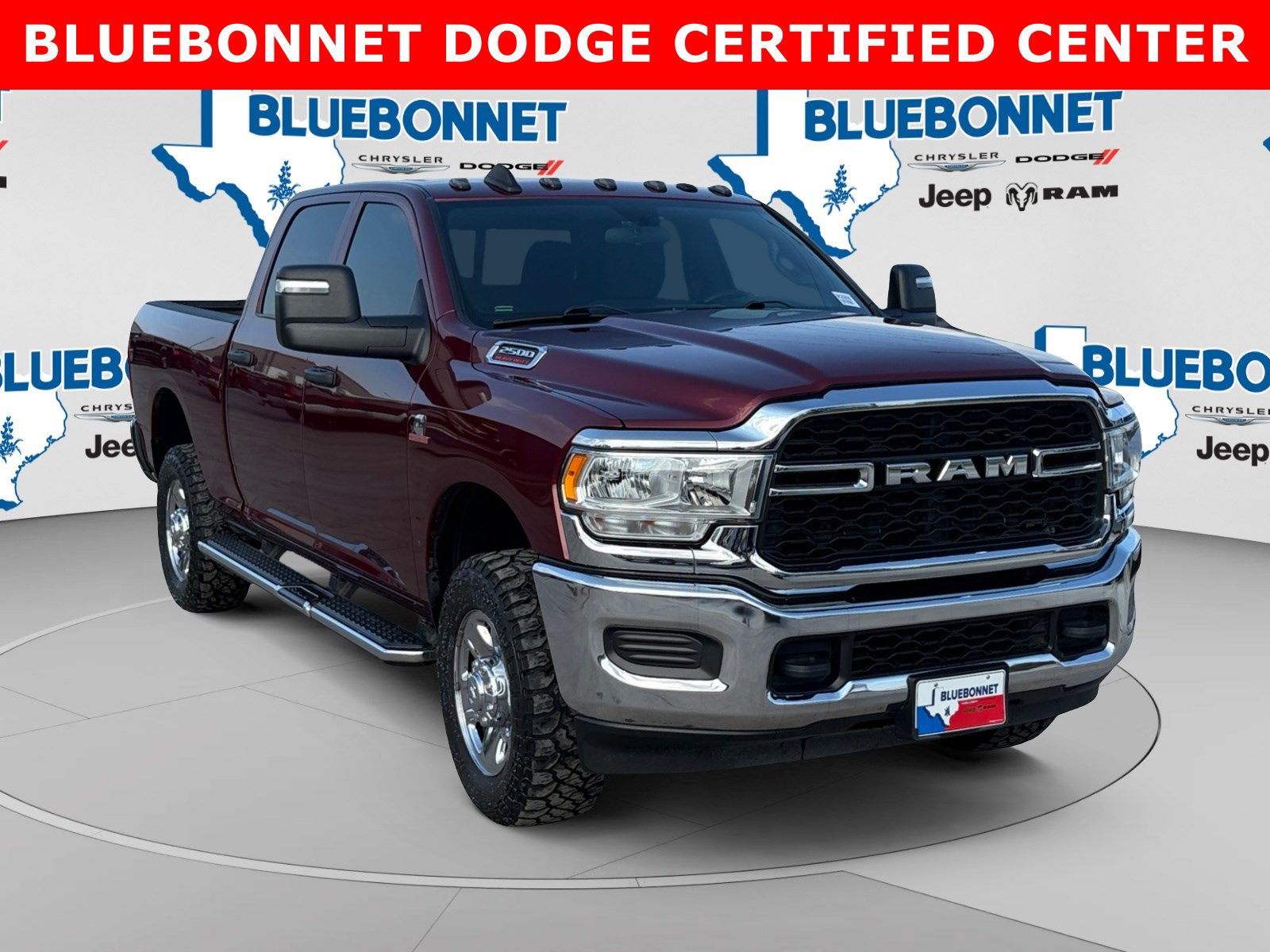 Used 2024 RAM 2500 Tradesman w/ Chrome Appearance Group AWD/4WD image 3