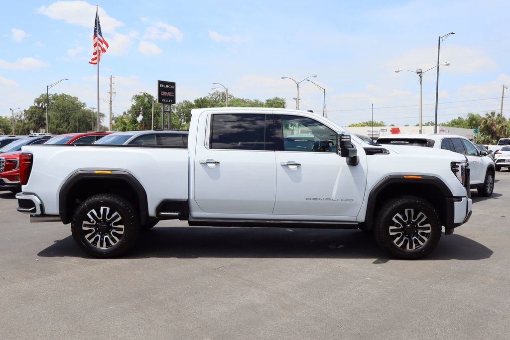 New 2026 GMC Sierra 2500 Denali Ultimate AWD/4WD image 4