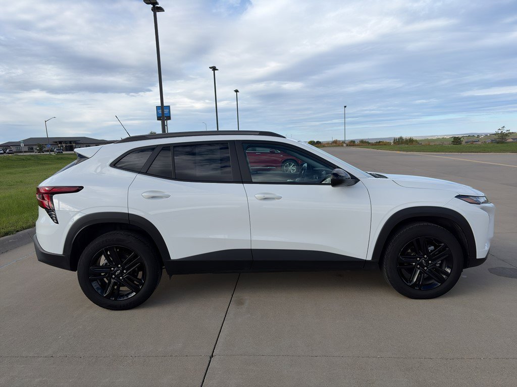 Certified 2025 Chevrolet Trax ACTIV w/ Sunroof Package