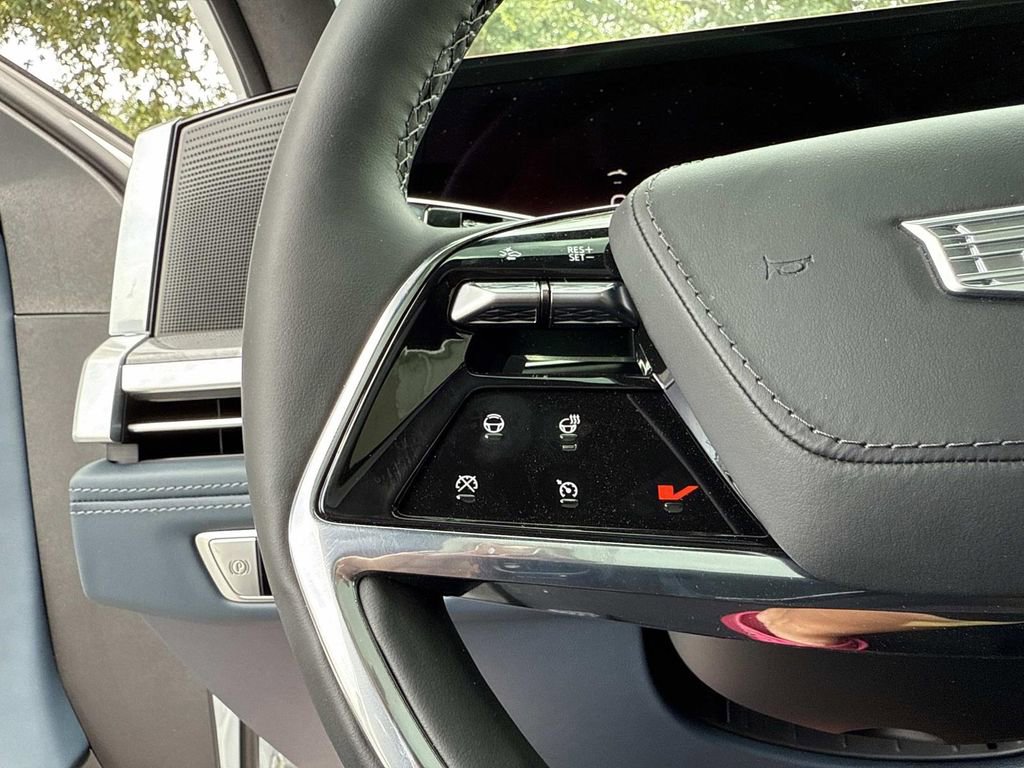 New 2025 Cadillac Escalade IQ Sport 2 w/ LPO, ONYX Package image 32