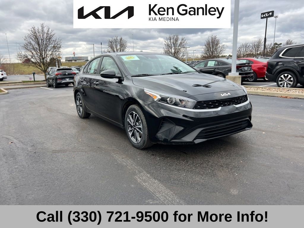 Certified 2023 Kia Forte LXS image 6