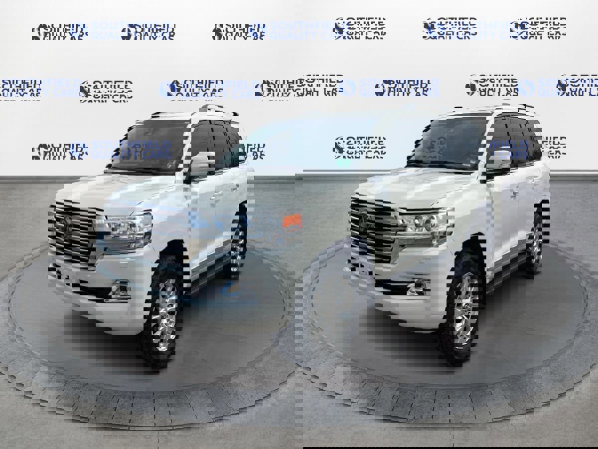 Used 2018 Toyota Land Cruiser image 2