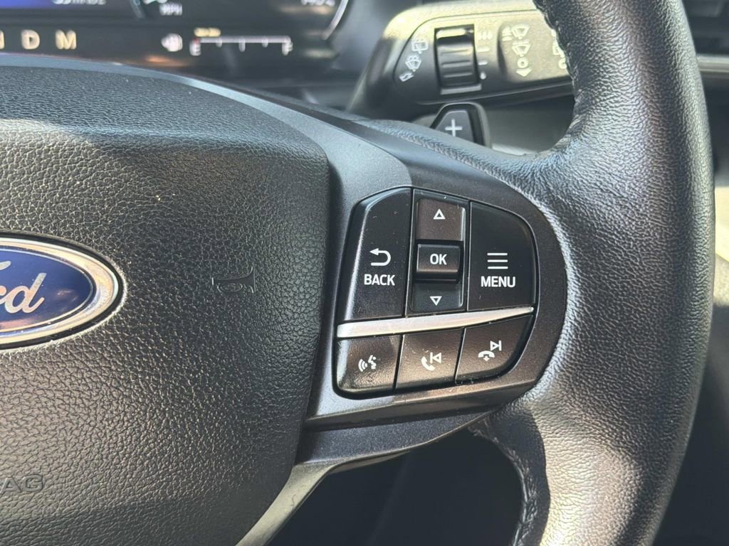 Certified 2020 Ford Explorer XLT image 11