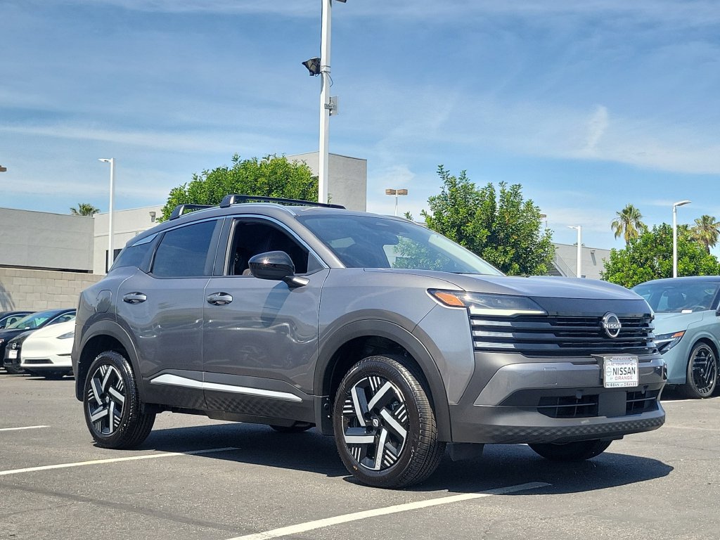 New 2026 Nissan Kicks SV w/ Cold Weather Package FWD image 8