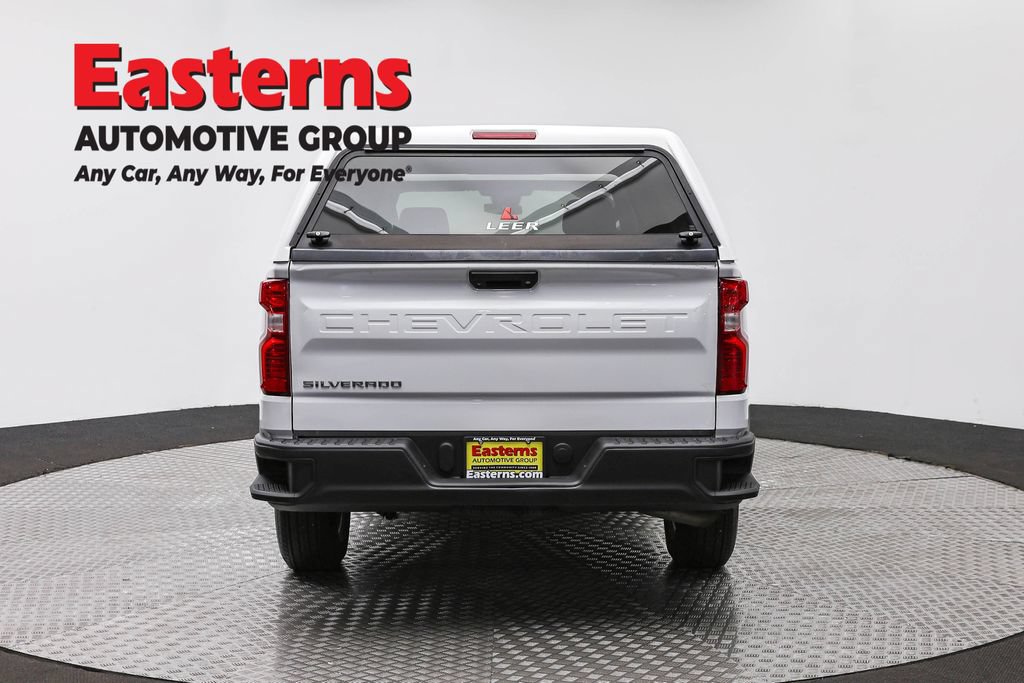 Used 2023 Chevrolet Silverado 1500 W/T RWD image 6