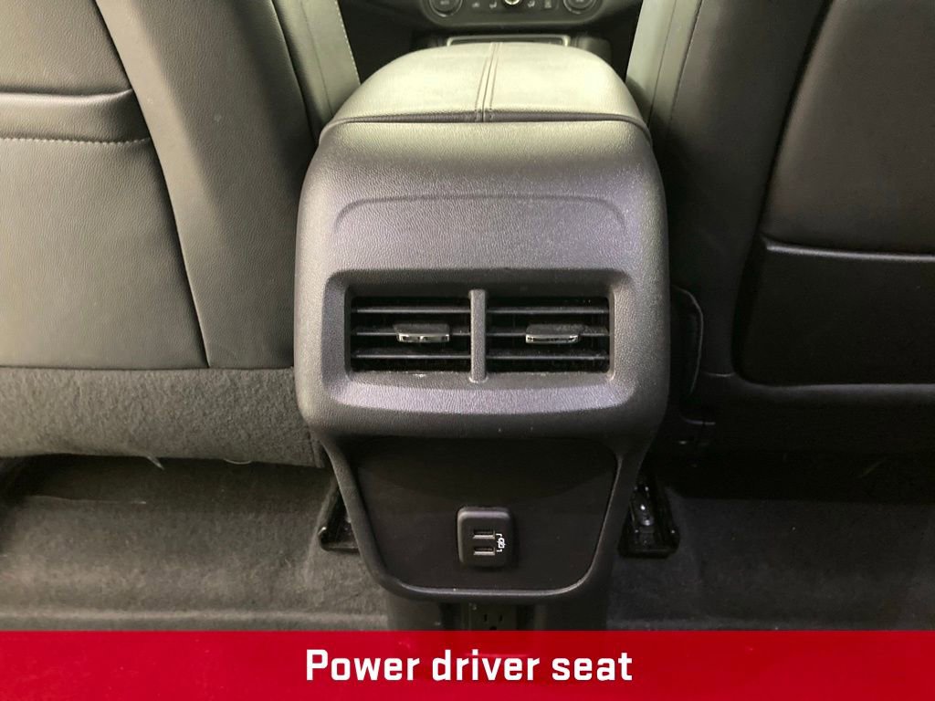 Used 2024 GMC Terrain SLT image 17