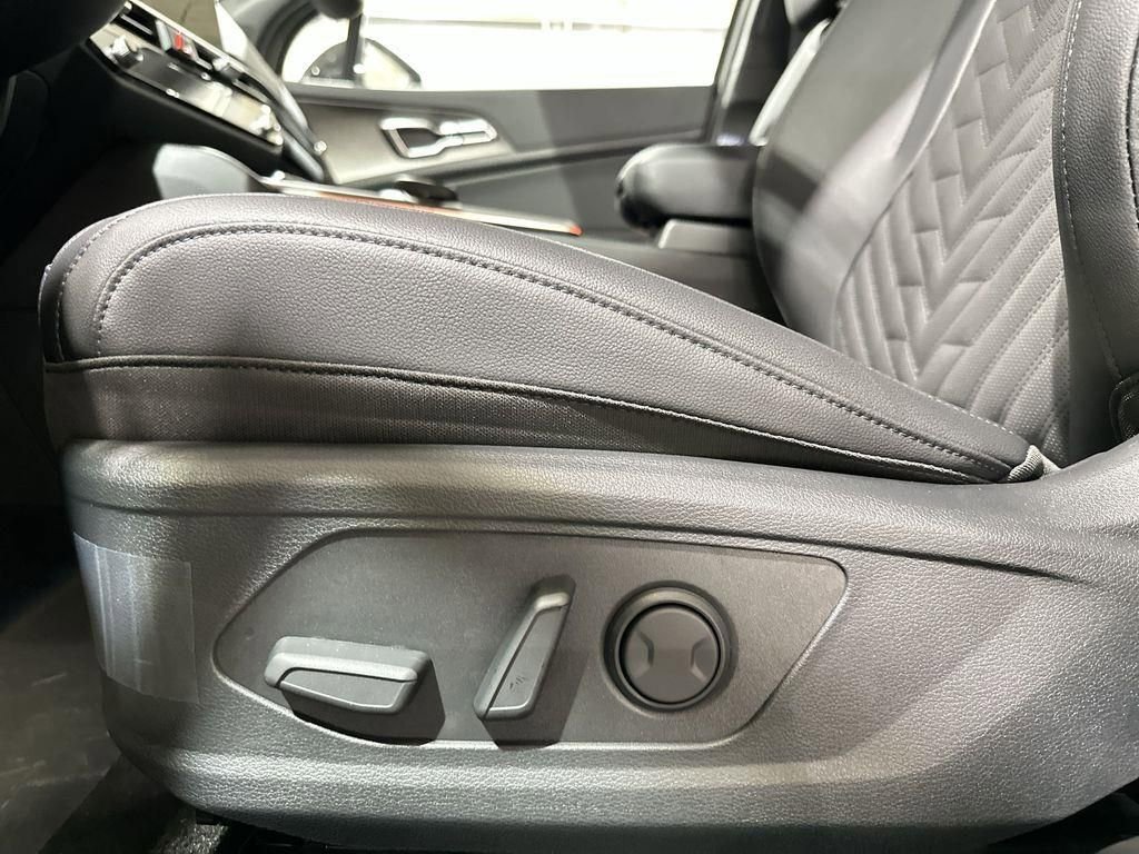 New 2026 Kia Sportage X-Line Prestige AWD/4WD image 13