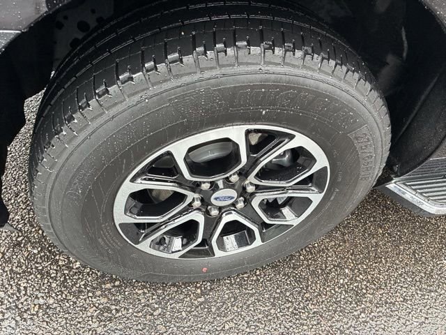 Used 2022 Ford Expedition XLT image 11