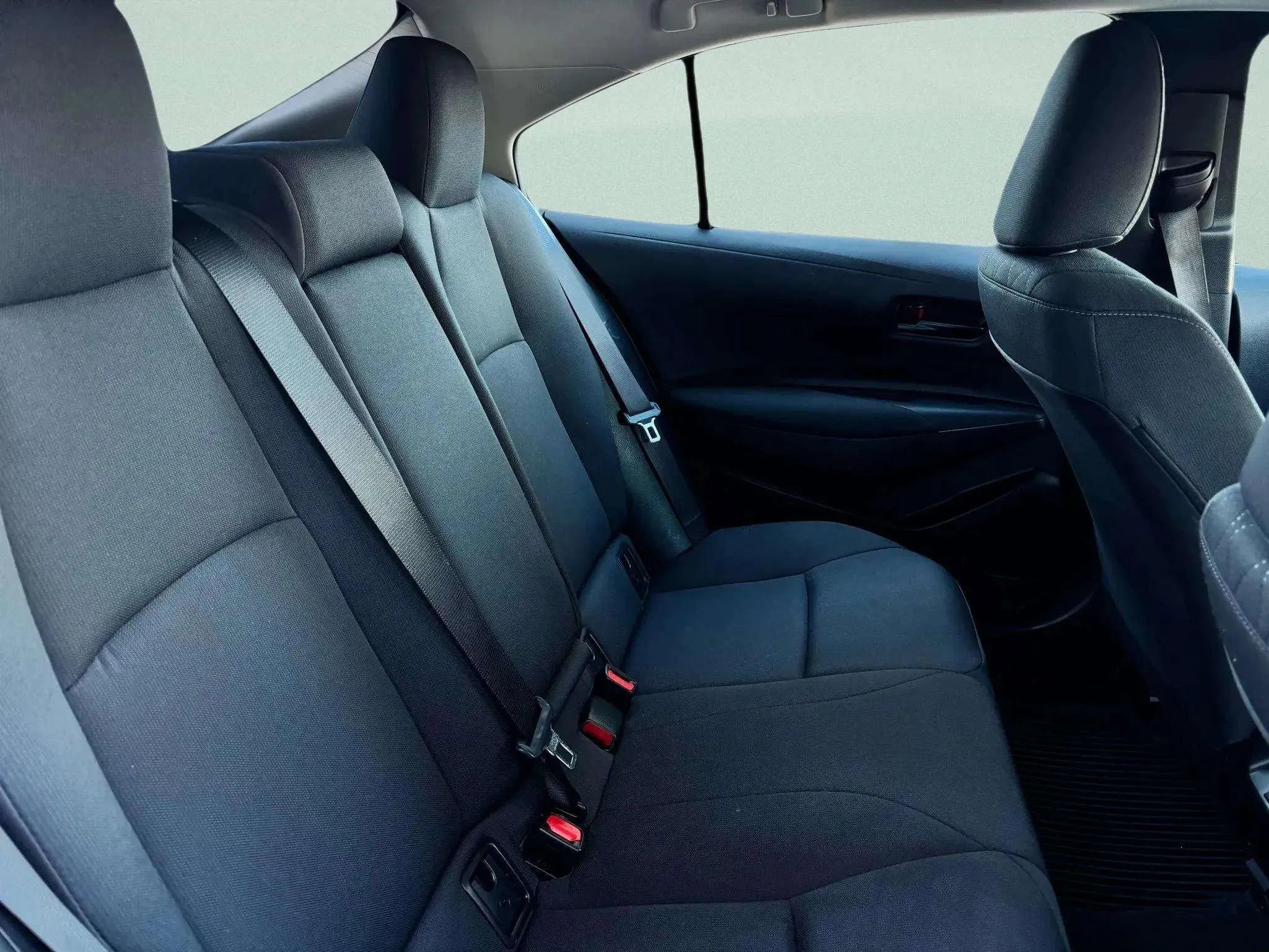 Used 2024 Toyota Corolla LE image 12