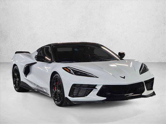 Used 2021 Chevrolet Corvette Stingray Premium Conv w/ Z51 Performance Package RWD image 3