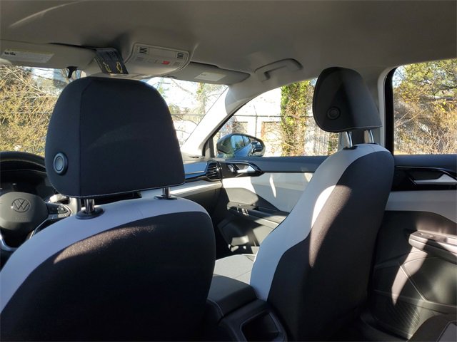 New 2026 Volkswagen Taos S image 11