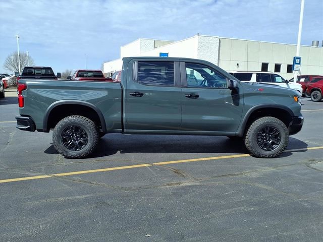 New 2026 Chevrolet Silverado 1500 ZR2 image 2