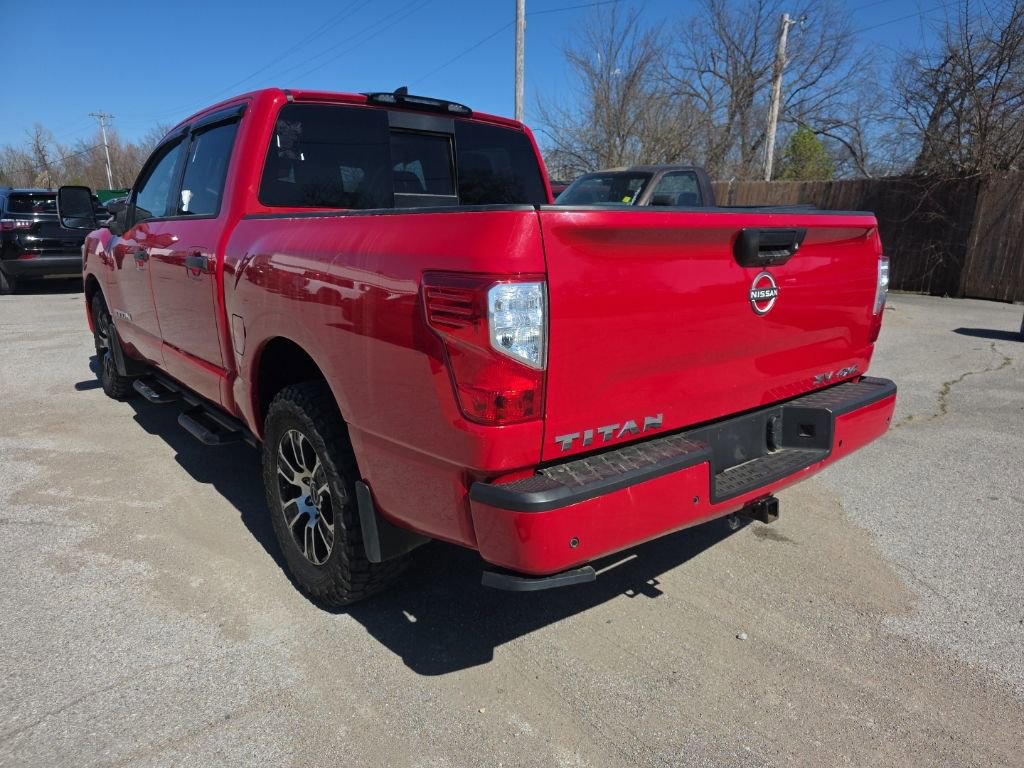 Used 2023 Nissan Titan SV w/ SV Convenience Package image 7