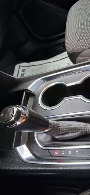 Used 2018 Chevrolet Traverse LT AWD/4WD image 28