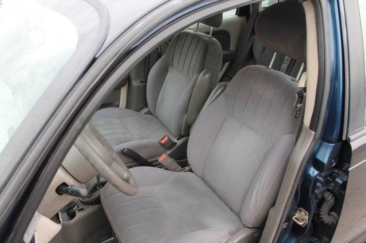 Used 2003 Chrysler PT Cruiser image 25