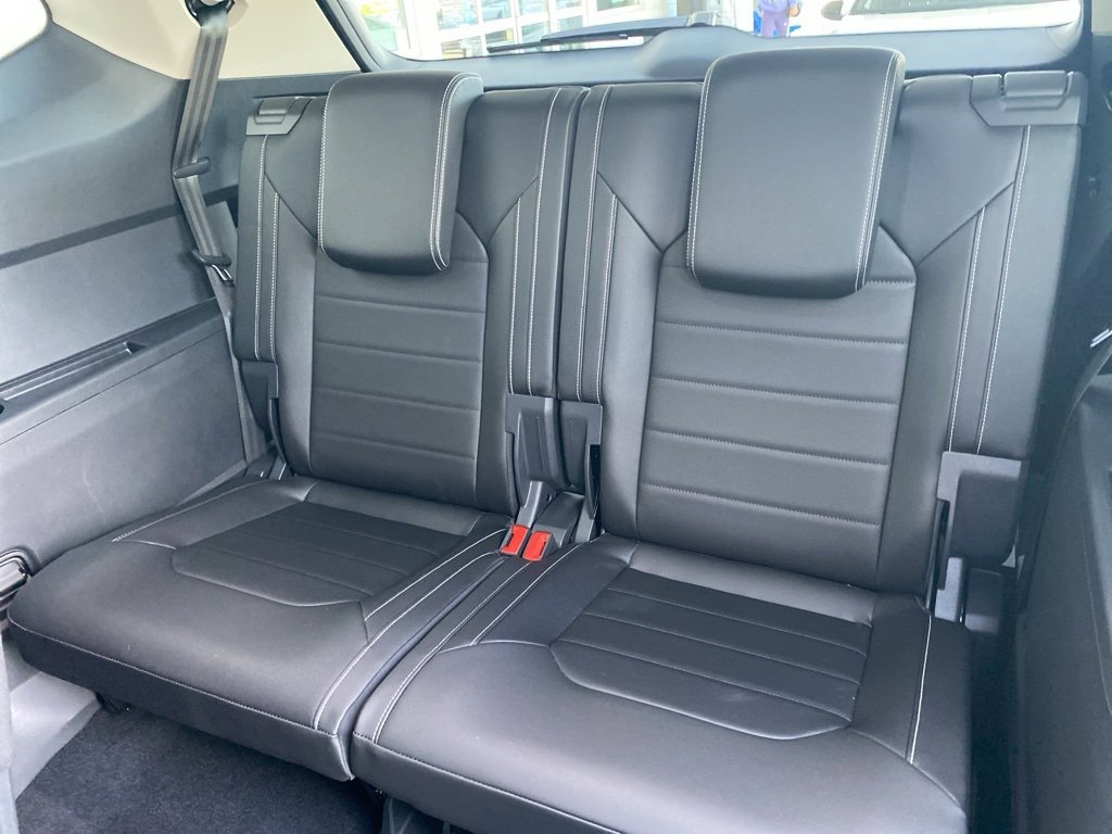 New 2025 Volkswagen Atlas SEL image 25