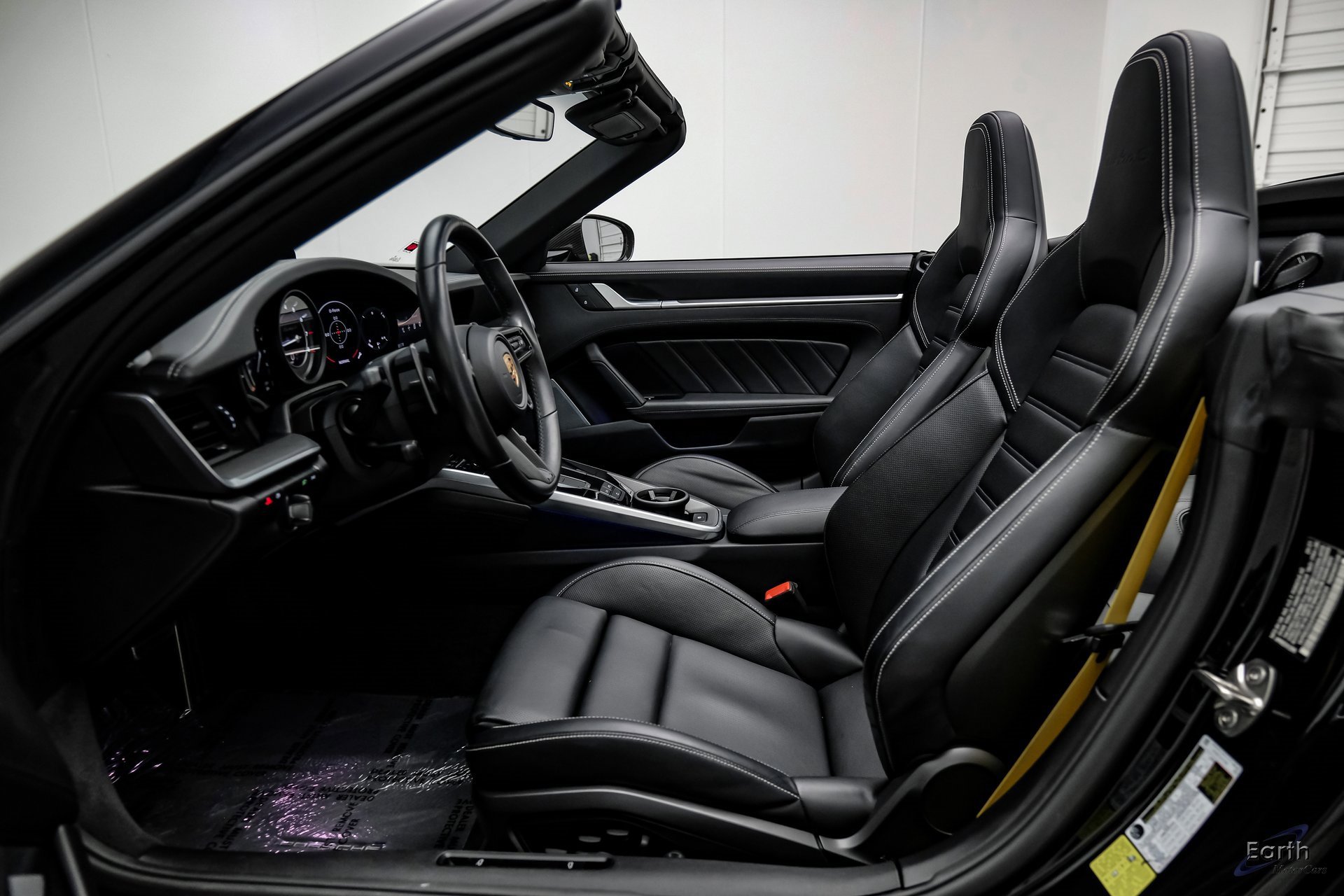 Used 2022 Porsche 911 Turbo S image 41