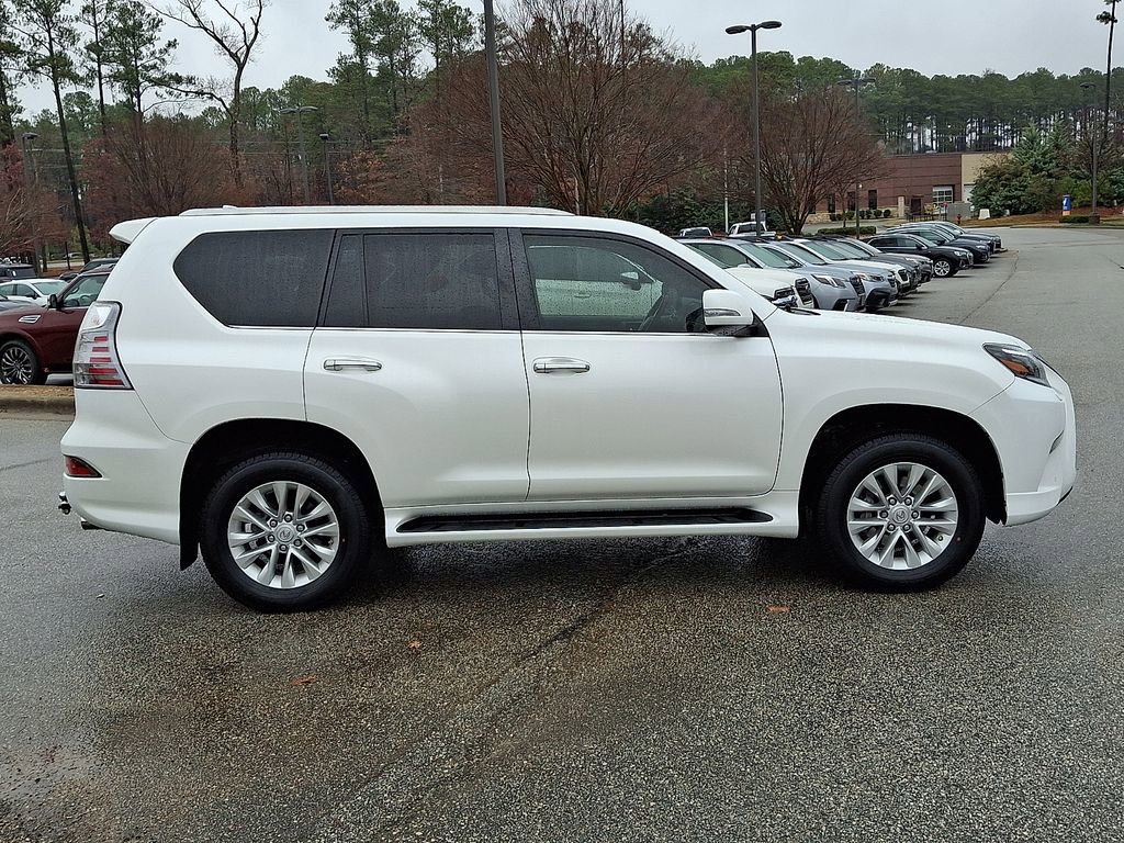 Used 2021 Lexus GX 460 Premium w/ Premium Package image 7