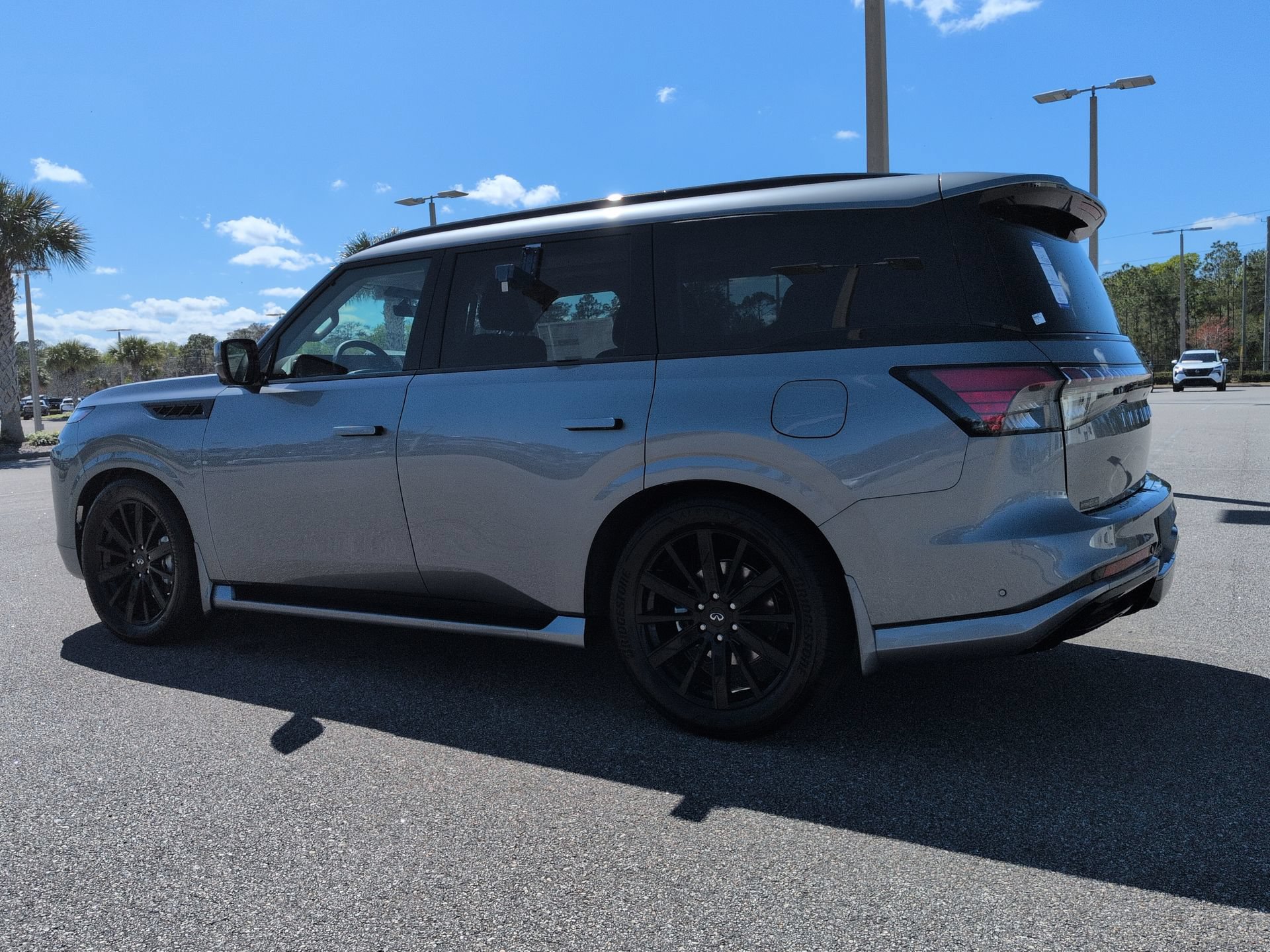 New 2026 INFINITI QX80 Luxe w/ Cargo Package AWD/4WD image 7