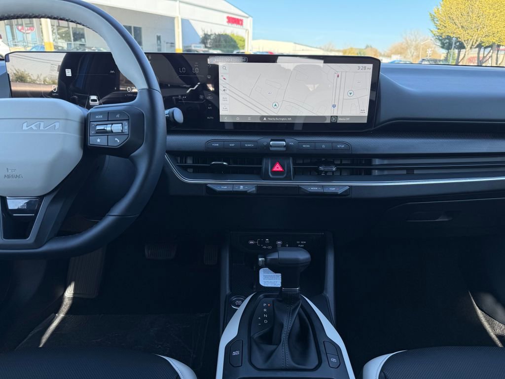 New 2026 Kia K4 GT-Line image 25