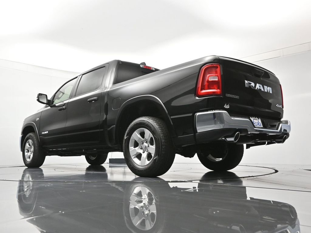 New 2026 RAM 1500 4x4 Crew Cab image 42