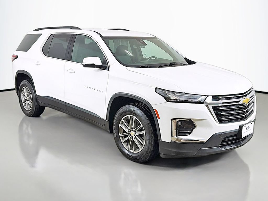 Used 2023 Chevrolet Traverse LT w/ LPO, Floor Liner Package AWD/4WD image 2
