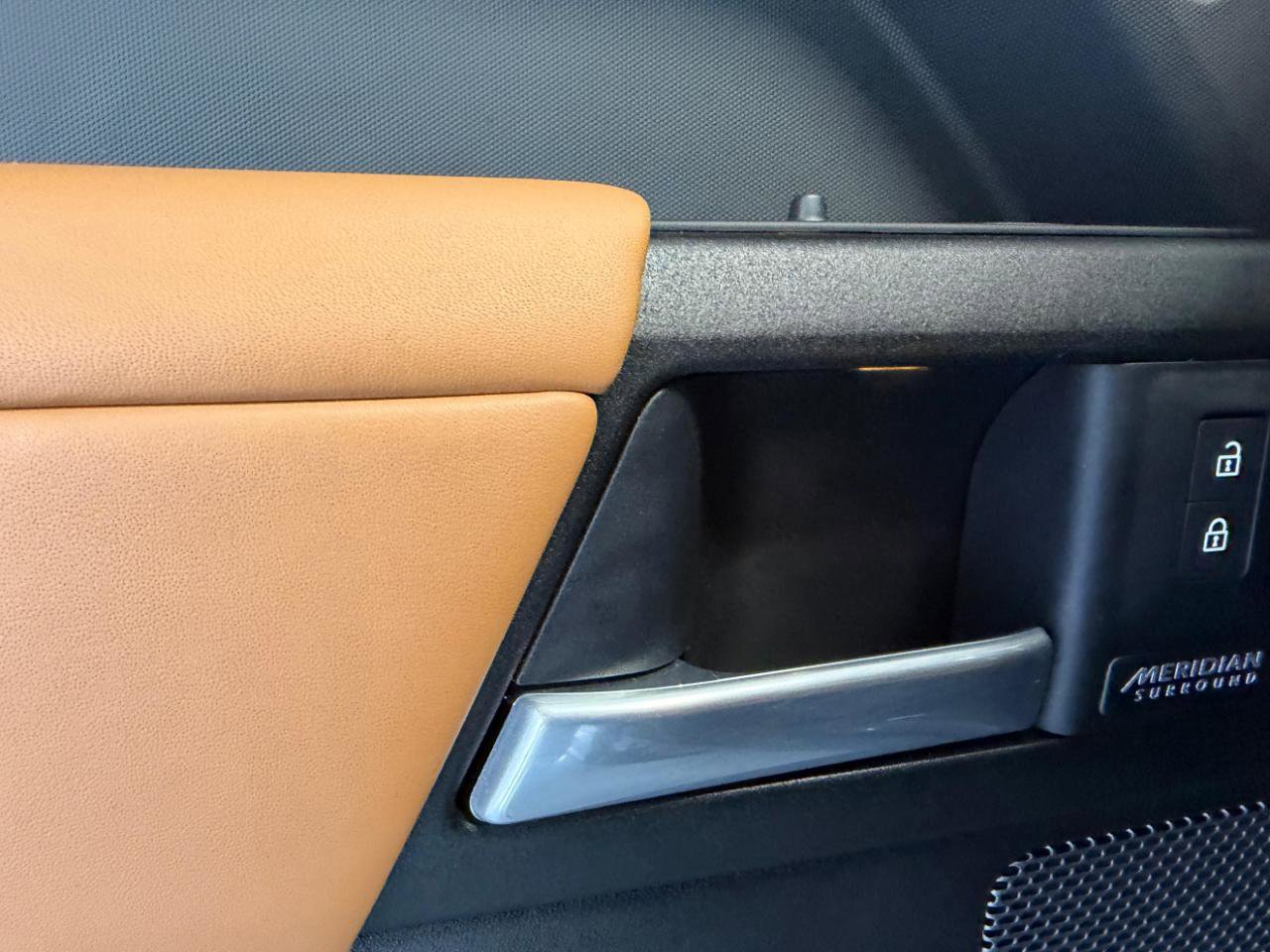 Used 2024 Land Rover Defender 110 Carpathian Edition image 13