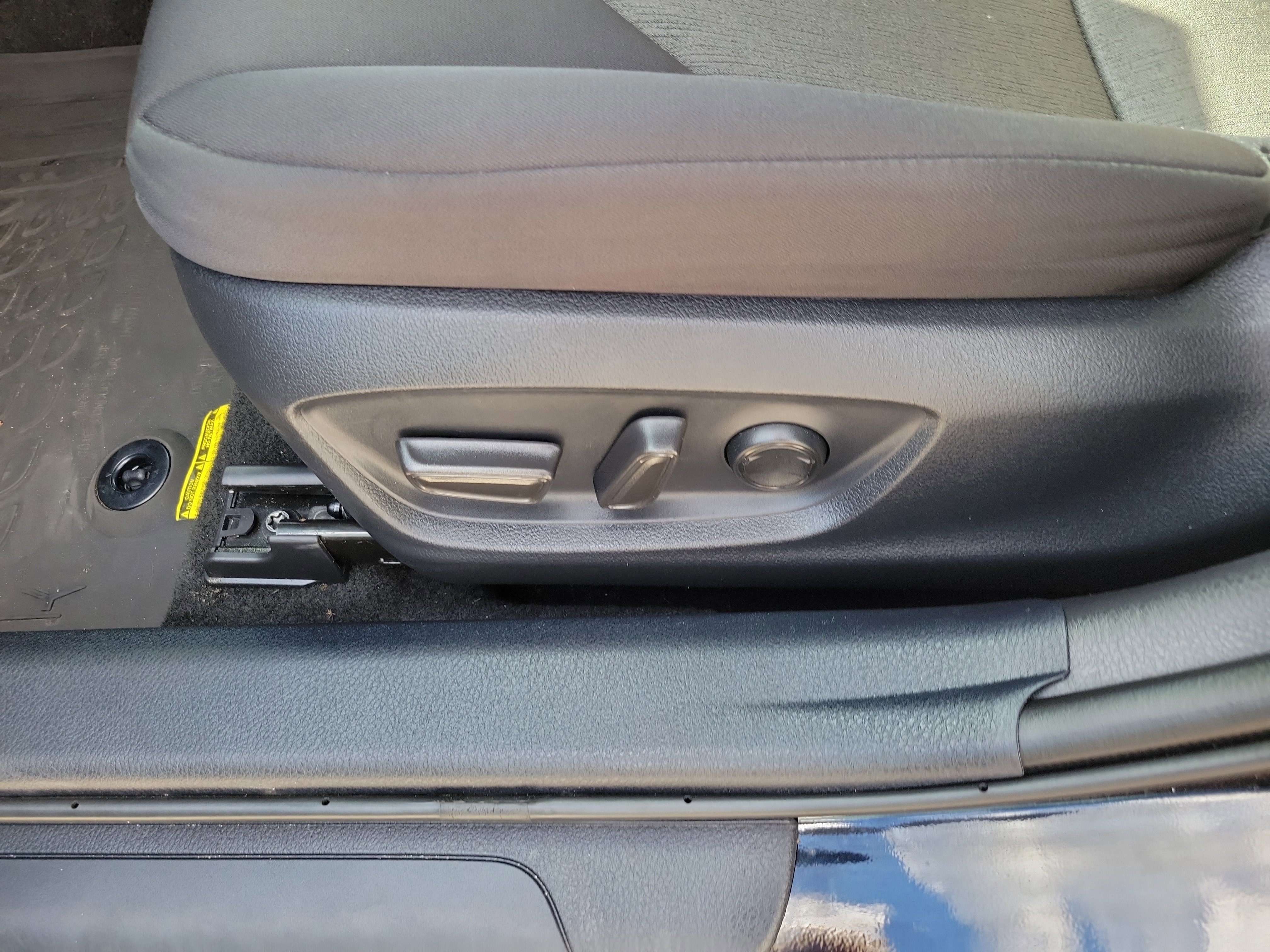 Certified 2023 Toyota Camry LE FWD image 25