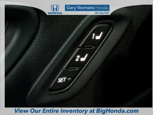 Used 2025 Honda Pilot TrailSport image 27