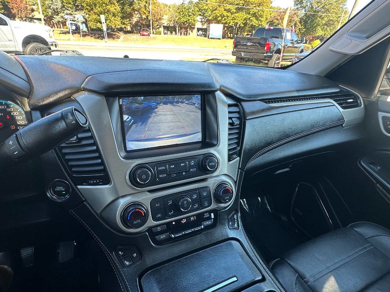 Used 2018 GMC Yukon Denali image 37