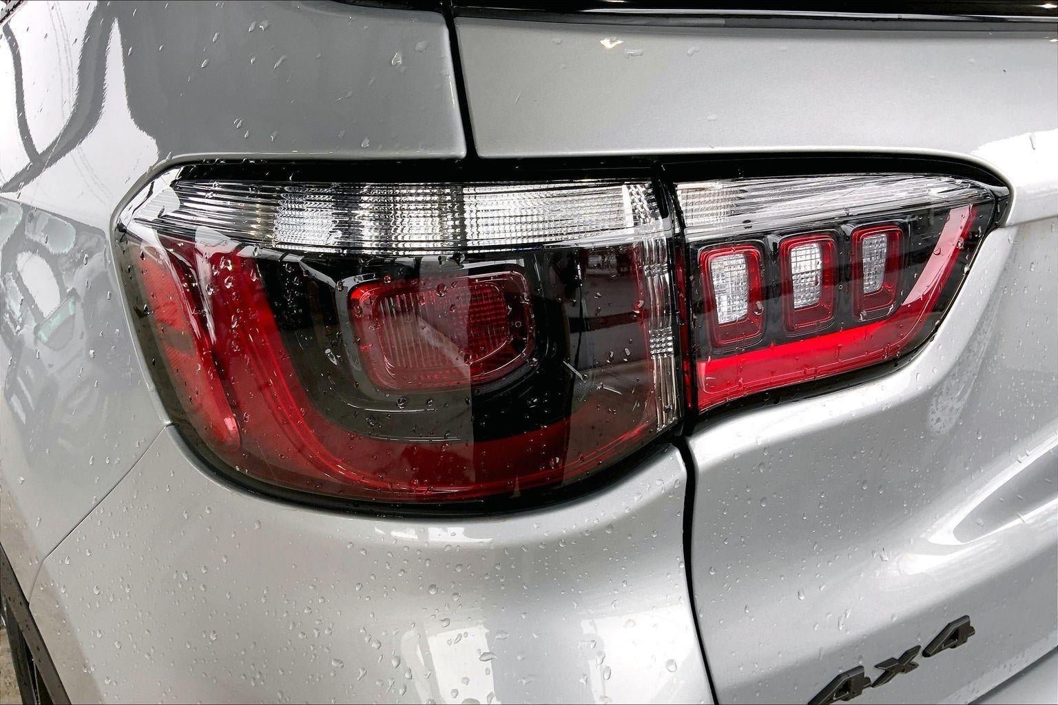 New 2026 Jeep Compass Latitude AWD/4WD image 19