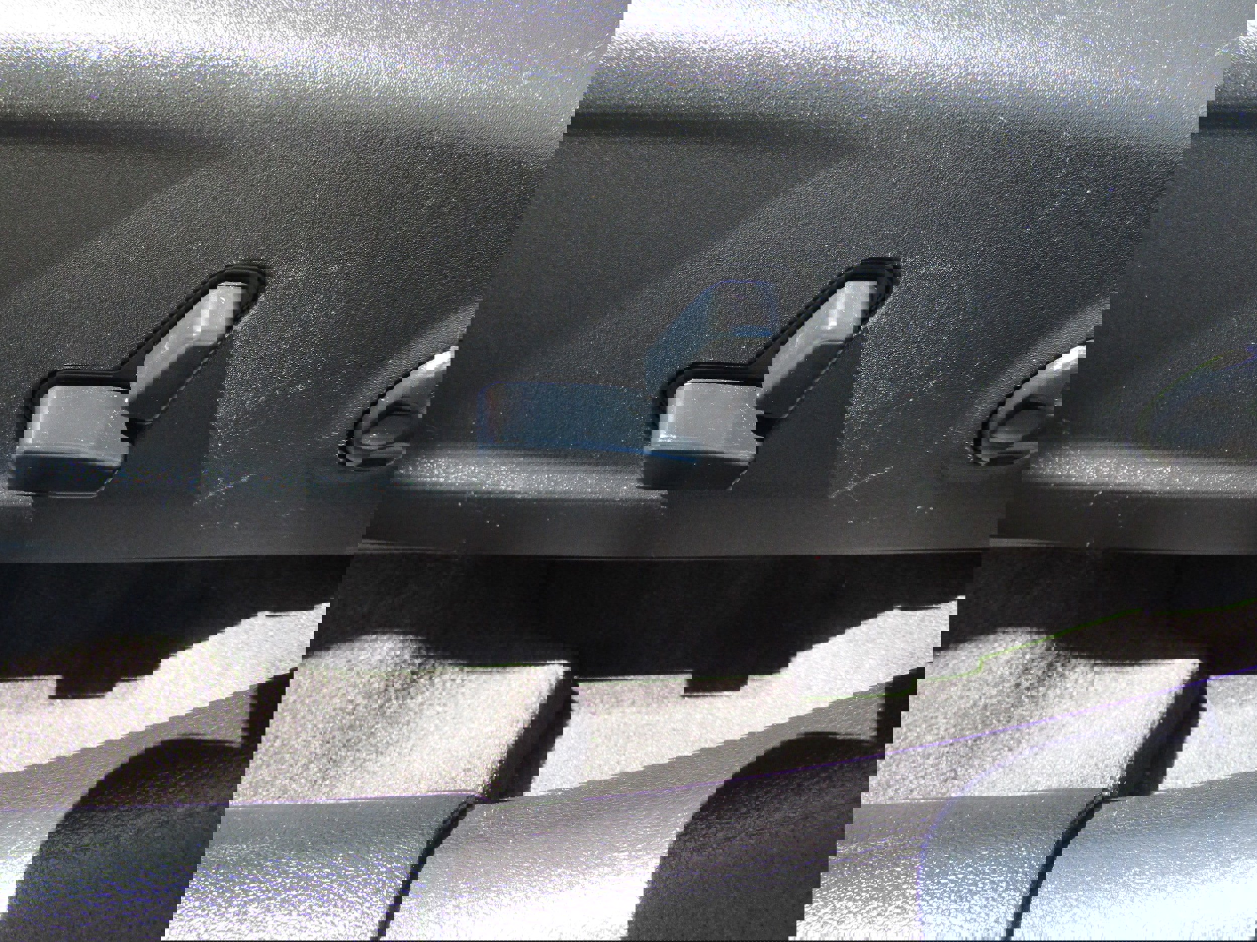 Used 2018 Chrysler 300 Touring w/ Driver Convenience Group image 19