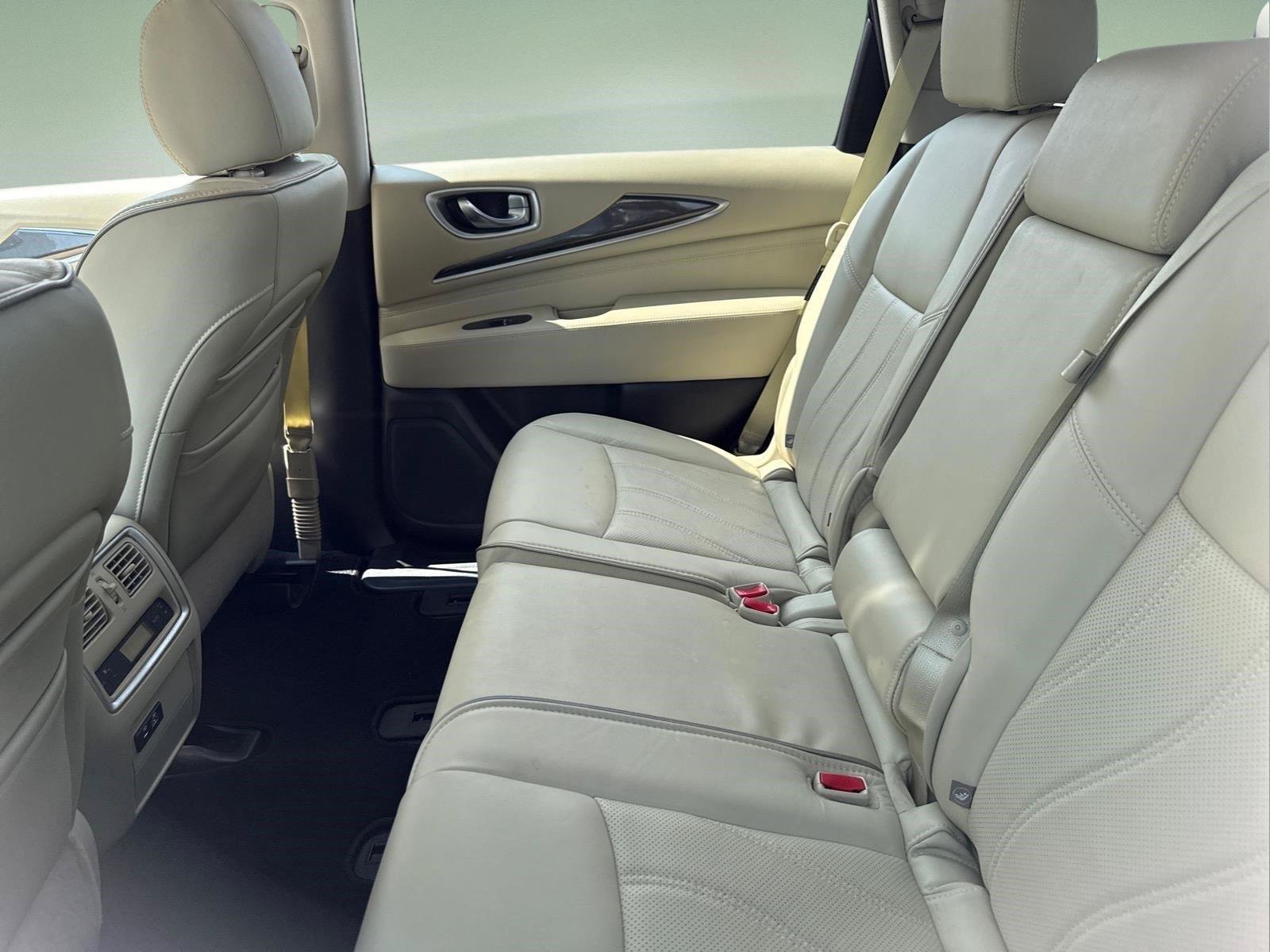 Used 2020 INFINITI QX60 Luxe w/ Essential Package AWD/4WD image 6
