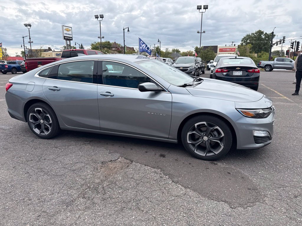 Used 2024 Chevrolet Malibu LT FWD image 6