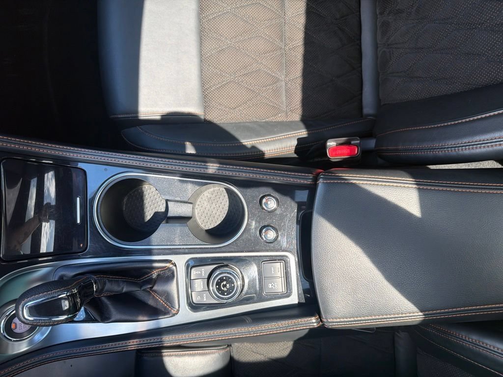 Used 2020 Nissan Maxima SR FWD image 32