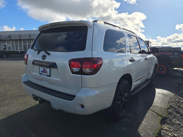 Used 2022 Toyota Sequoia Nightshade image 4