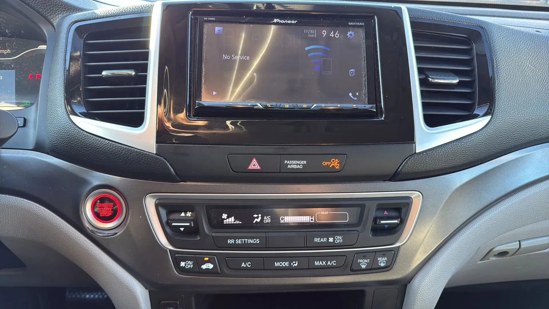 Used 2018 Honda Pilot LX image 18