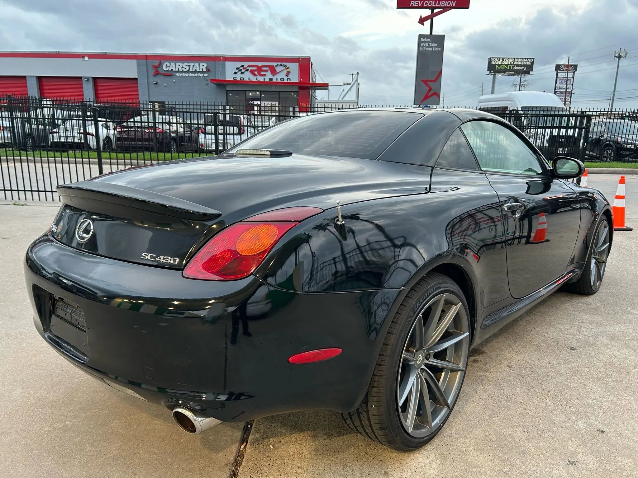 Used 2005 Lexus SC 430 Convertible image 6