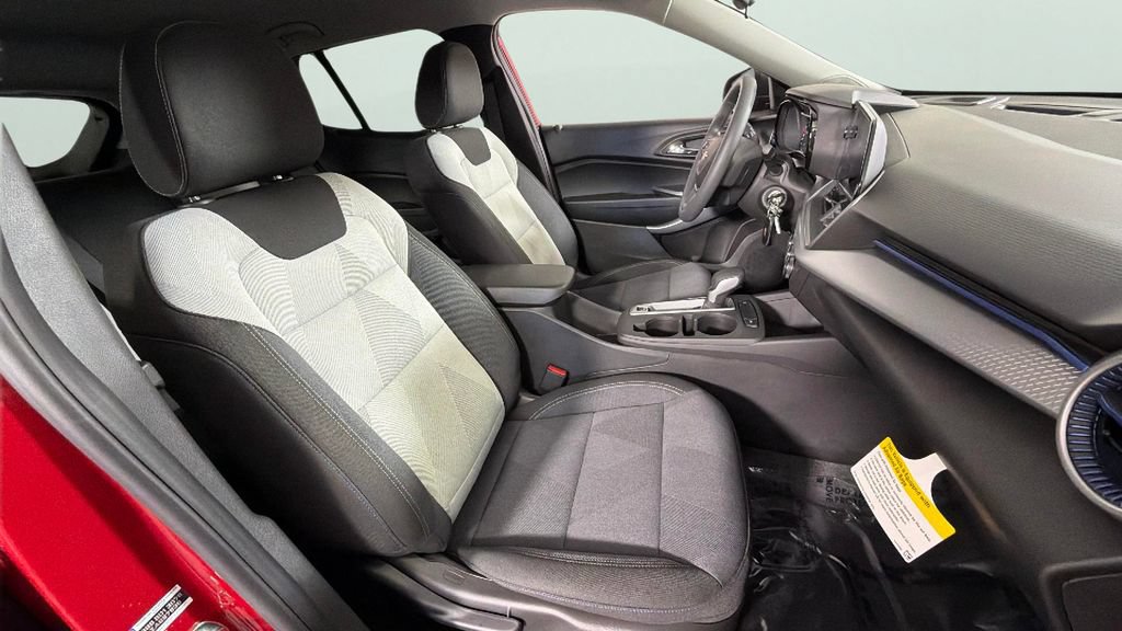 Certified 2026 Chevrolet Trax LS FWD image 33